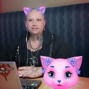 Meet your Posher, James